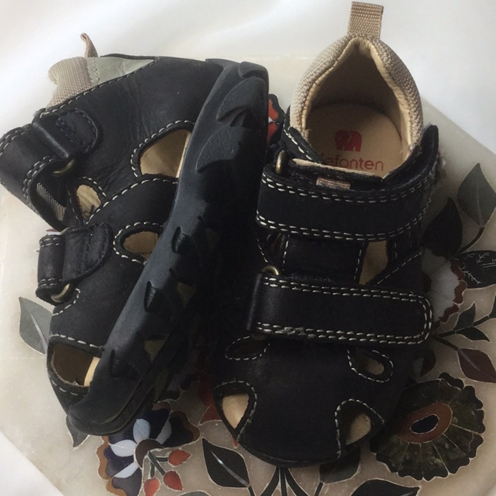 European leather Elefanten Sandal walker European import EU 20 US4